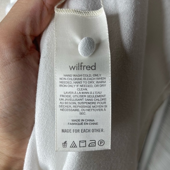 Wilfred White Button-Down Blouse Size L Long Sleeve Button Cuffs - Picture 7 of 9